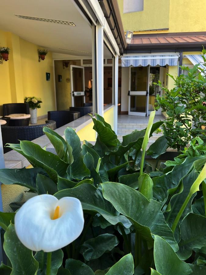 Hotel Ai Pini Grado Extérieur photo