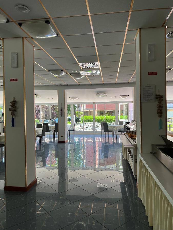 Hotel Ai Pini Grado Extérieur photo
