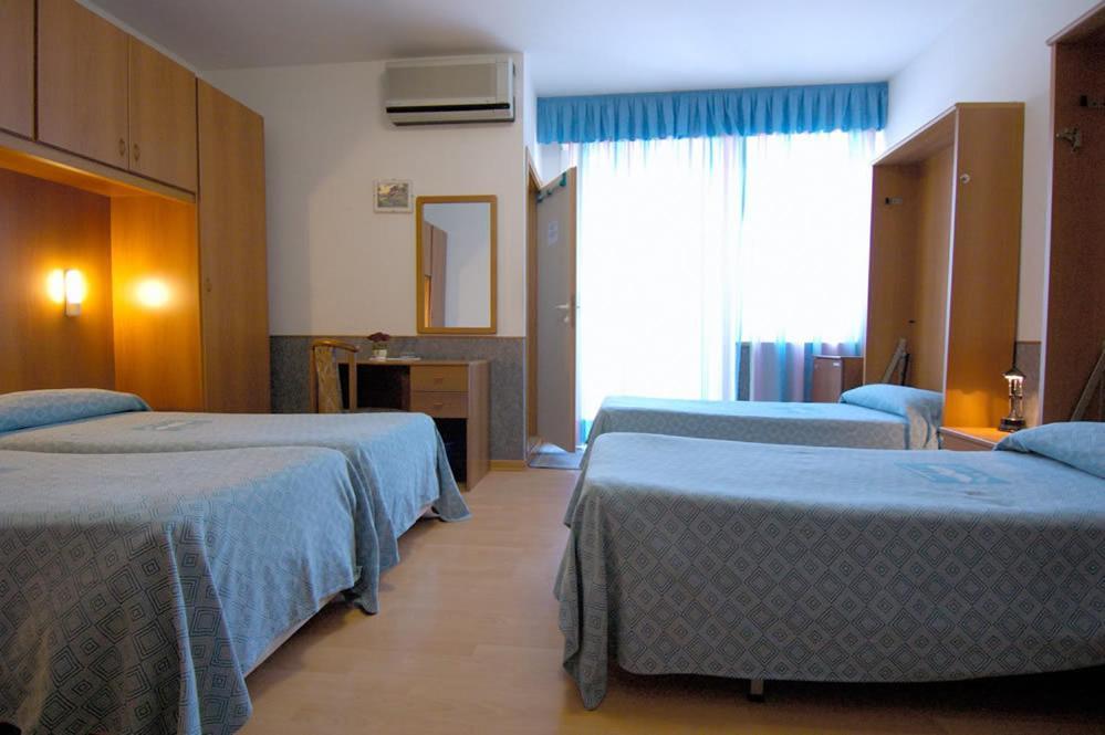Hotel Ai Pini Grado Chambre photo