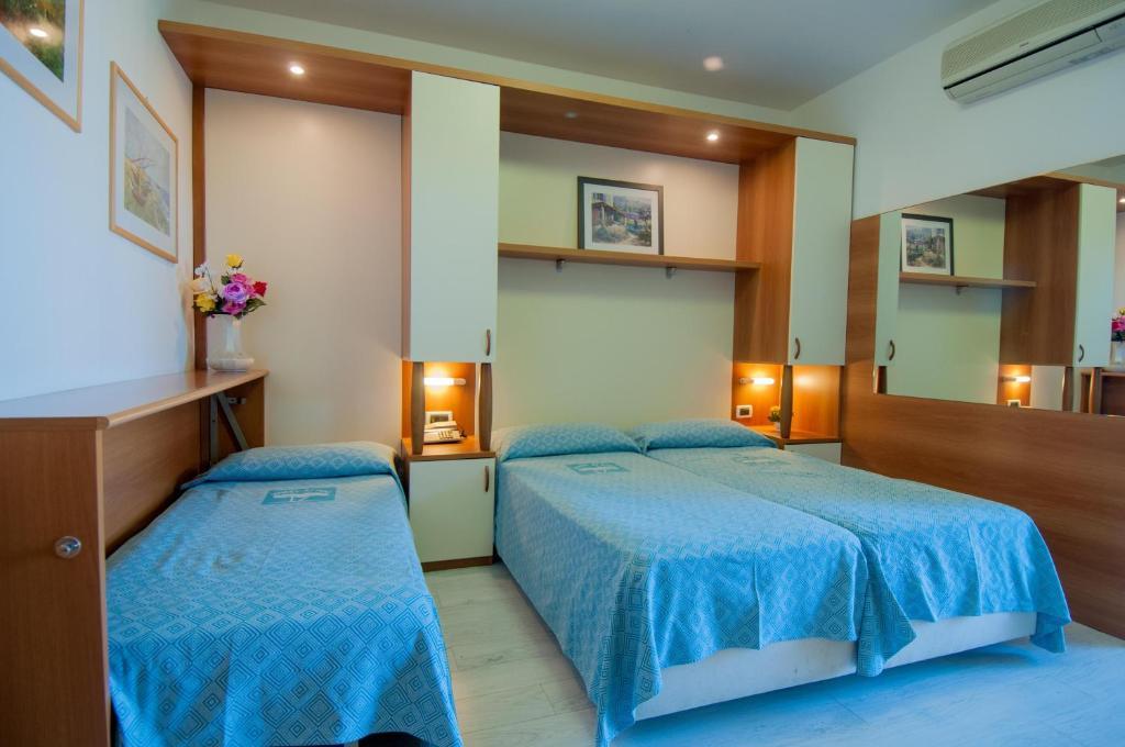 Hotel Ai Pini Grado Chambre photo
