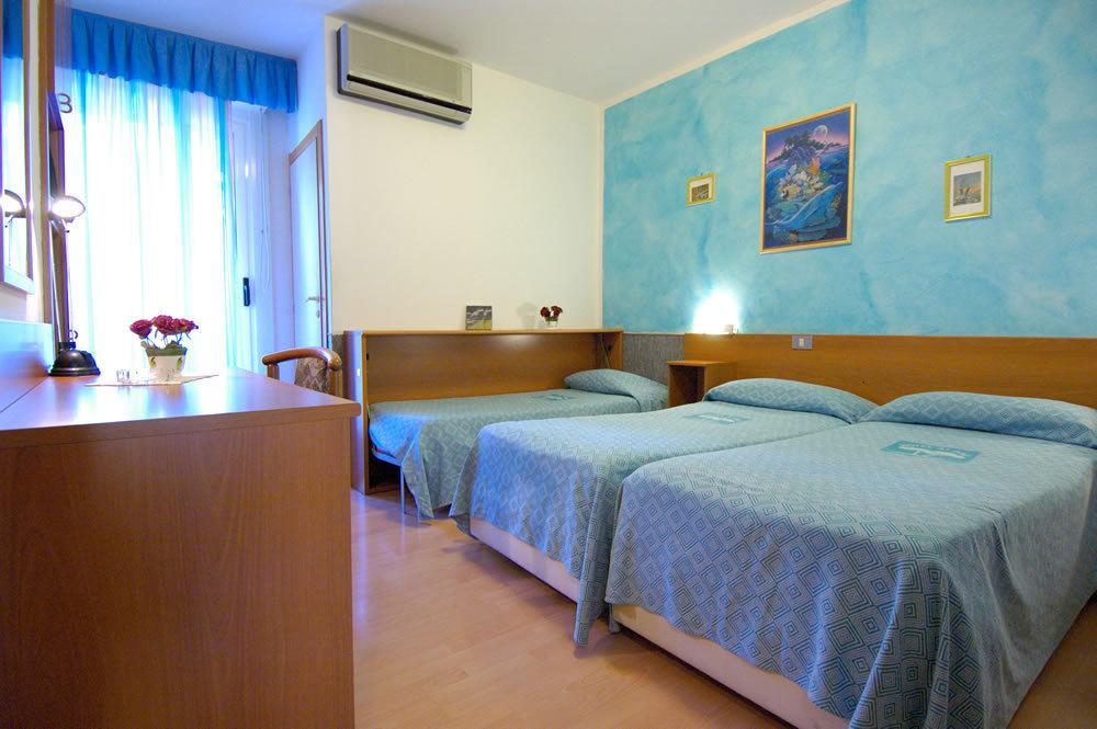 Hotel Ai Pini Grado Extérieur photo
