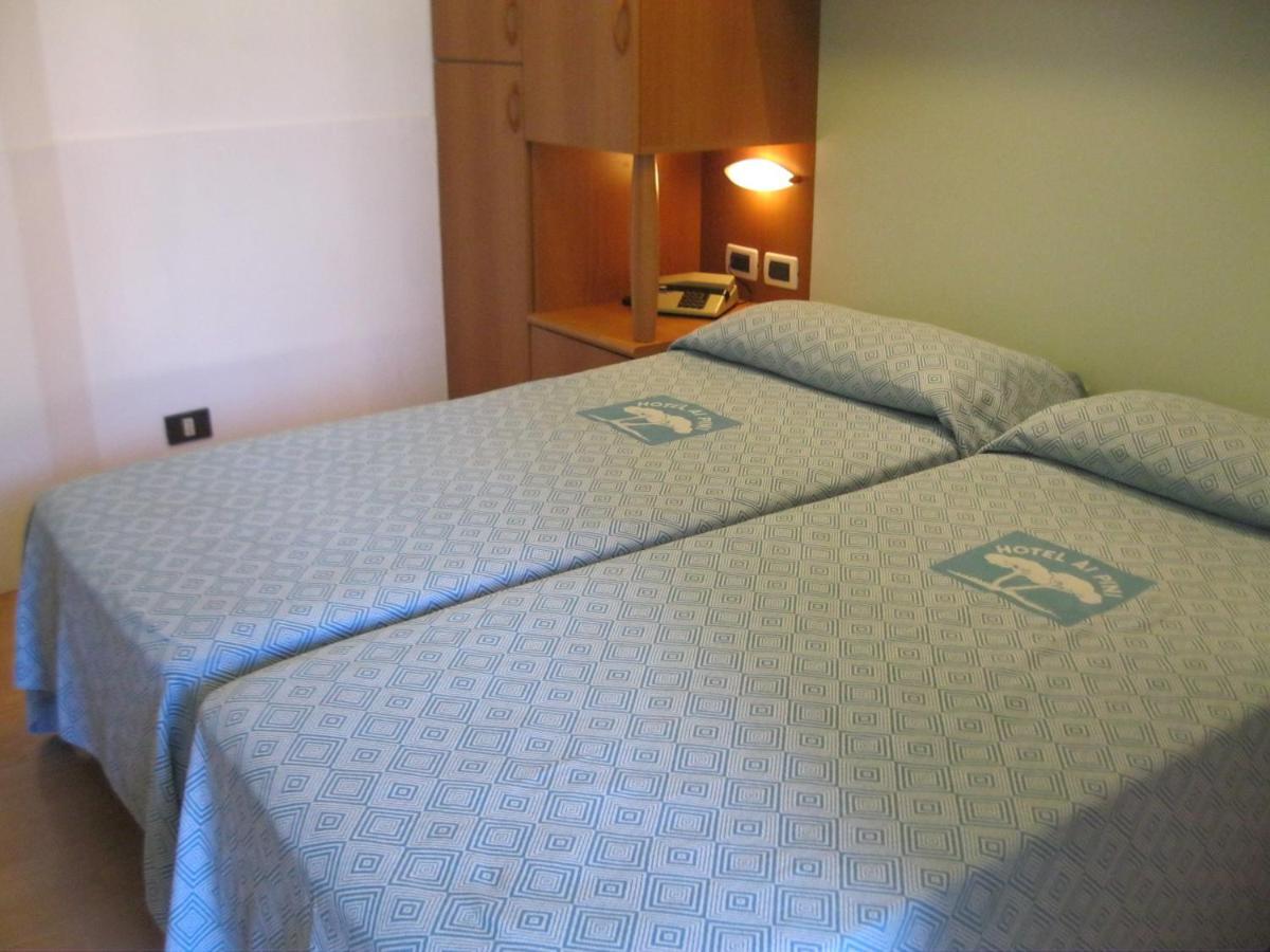 Hotel Ai Pini Grado Chambre photo